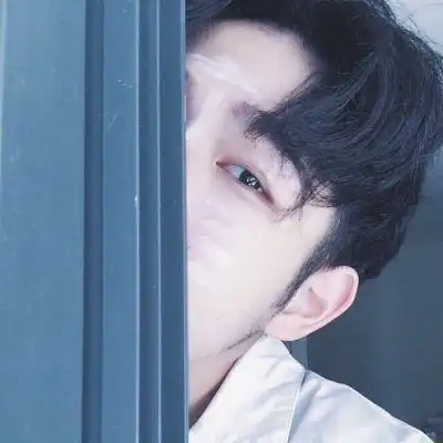 阳光少年帅气男生头像图片大全_www.qqtu8.com