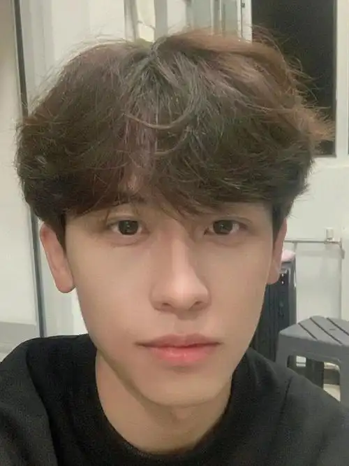 韩式微分碎盖/北京男士烫发