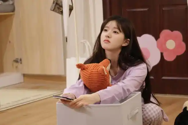 赵露思桑稚大学穿搭##偷偷藏不住