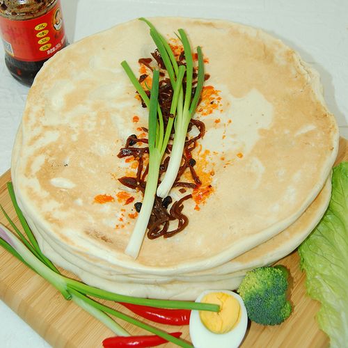 山东打烧饼临沂特产吊炉手工发面芝麻火烧缸帖子披萨饼底胚材料