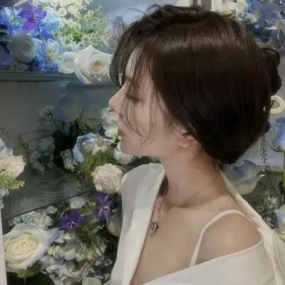 2023最火女生头像侧脸高级图片_女生头像_头像屋