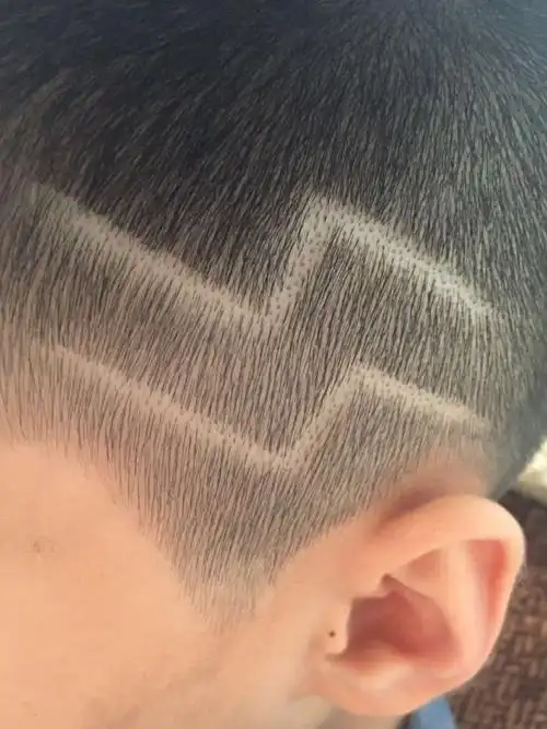 新发型,闪电侠.