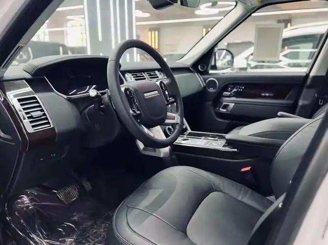 揽胜行政欧版目前价格稳定售价129万元起