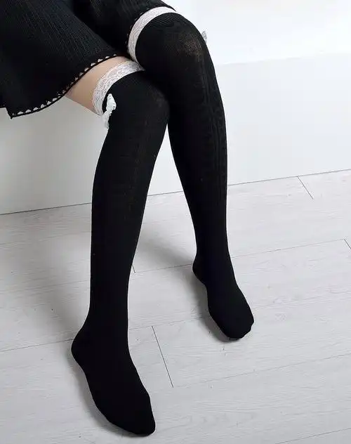 蝴蝶结蕾丝花边棉质高筒袜(黑色)