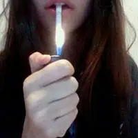 女生抽烟头像图片大全伤感的烟雾缭绕陪伴着自己