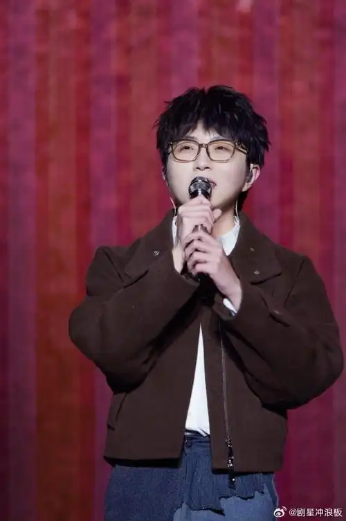 毛不易江苏卫视跨年海报##江苏卫视跨年第二波阵容##毛不易官宣济盟