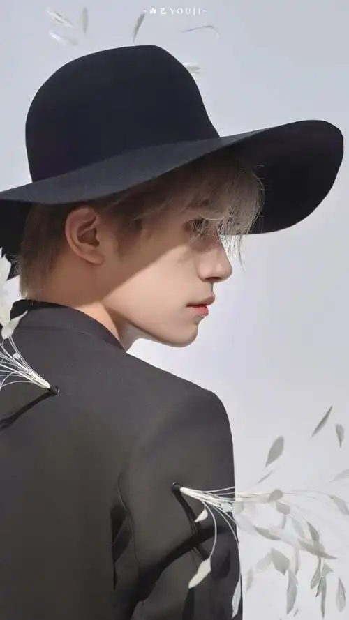 仙品[泪]#tfboys十年之约演唱会##易烊千玺十稔终章皆成序