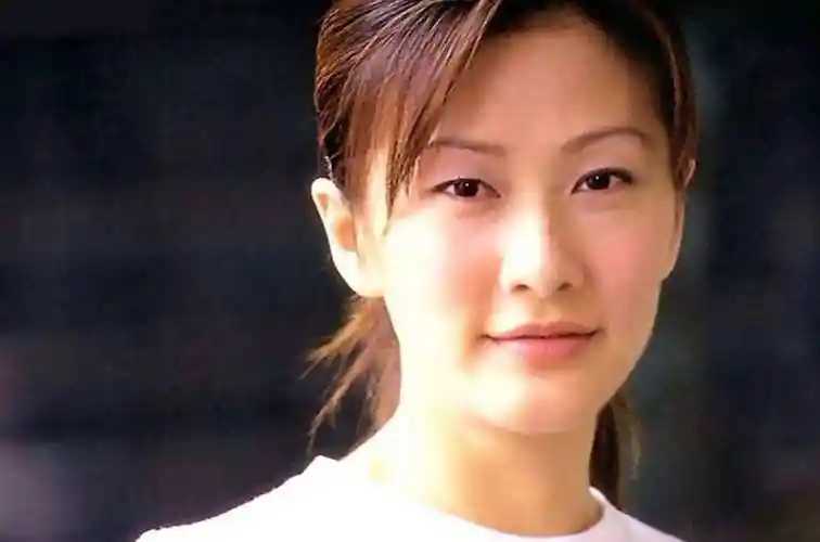 她出演《甄嬛传》她老公破产_陈慧珊