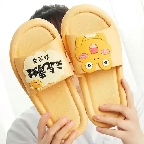 拖鞋女2021新款女夏季网红ins可爱室内家用拖鞋外穿防滑浴室洗澡凉