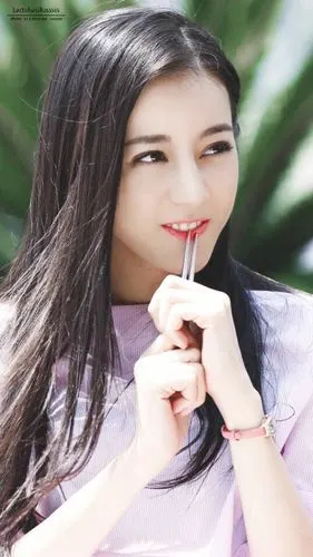 cr:lactobacillusssss 迪丽热巴漂亮的李慧珍