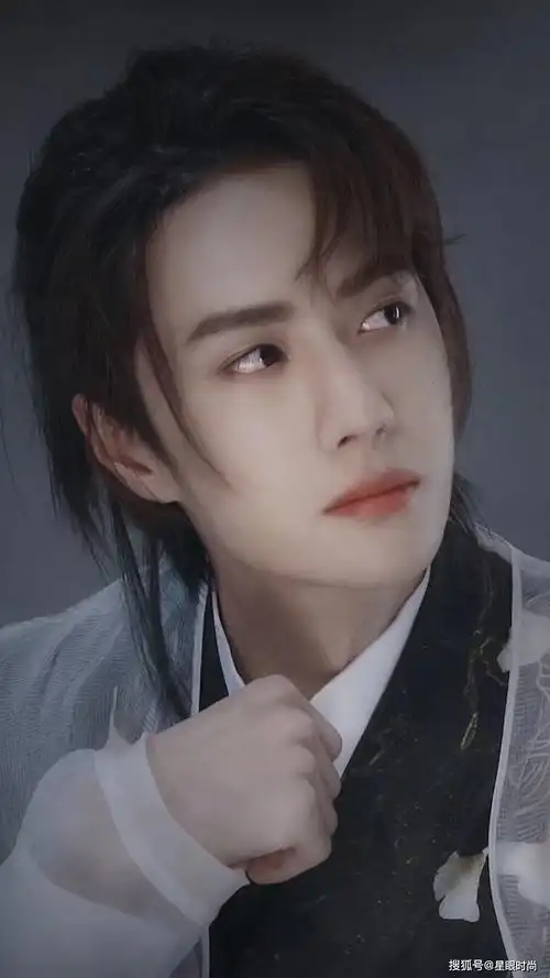 穿上古装的"王一博",真是一枚风雅出尘的美少年