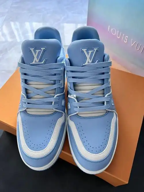 lvtrainer马卡龙蓝色