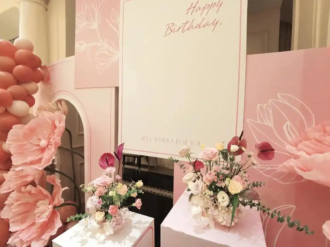 粉粉嫩嫩的精致生日宴布置#手工 #生日布置  - 抖音