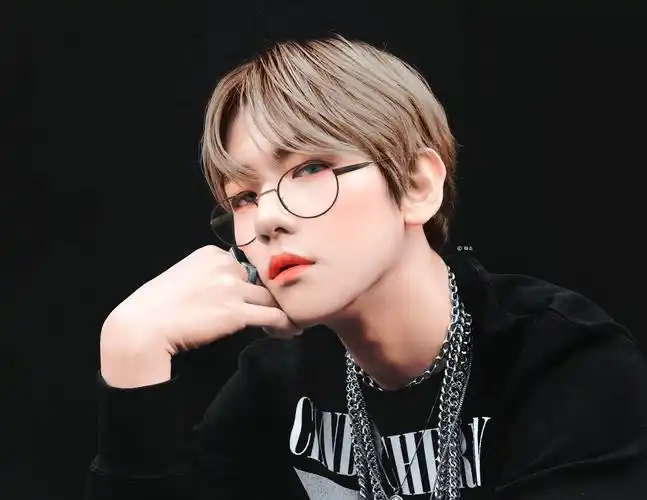 边伯贤预告修图