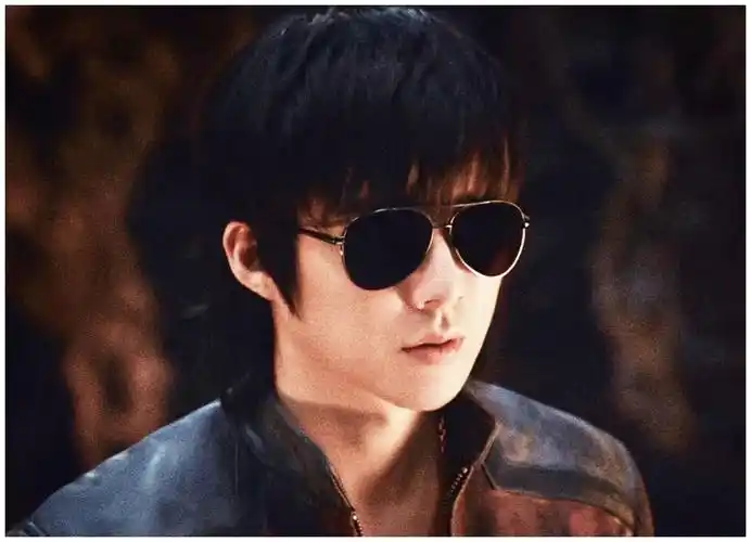 《终极笔记》有漏洞?黑眼镜没跟吴三省同行,吴邪如何收到口信?