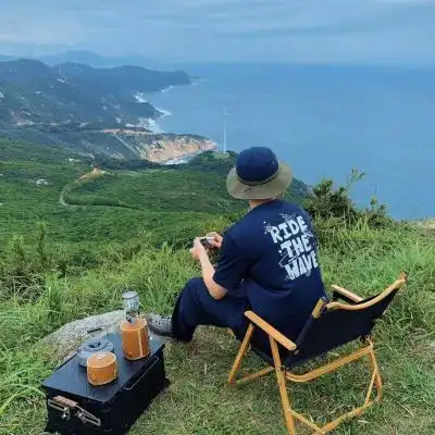 亲近大自然的男生背影头像图片 高清小众高级的微信真人男头