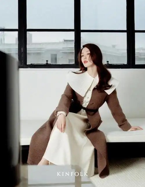 刘诗诗自创穿衣风格太惊喜穿西装霸气飒气红发卷发却美到霸屏