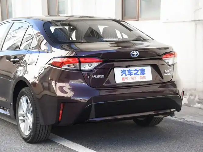 广汽丰田 雷凌 2021款 双擎 1.8h e-cvt豪华版