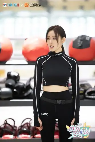 哎呀好身材张天爱自曝出身王菊尝试轻断食减肥