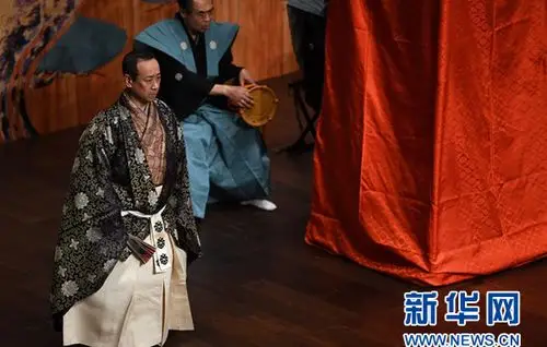 日本演员表演"能乐"《杨贵妃》. 新华社记者 张博文 摄