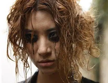 明星最想马上销毁的暴丑照片(图)