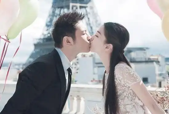 黄晓明谈遭网暴经历,自曝玻璃心,曾因此患抑郁症全靠baby陪伴