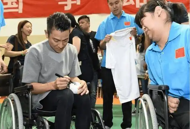 三大压力让刘德华在捐款问题上苦不堪言