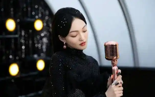 张韶涵明确表态受赞誉!台湾艺人态度分歧引热议!_立场_网友_周杰伦