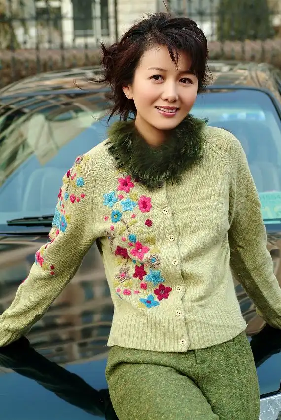 p>郑卫莉,5月23日出生于湖北省武汉市江汉区,中国内地女演员,毕业于