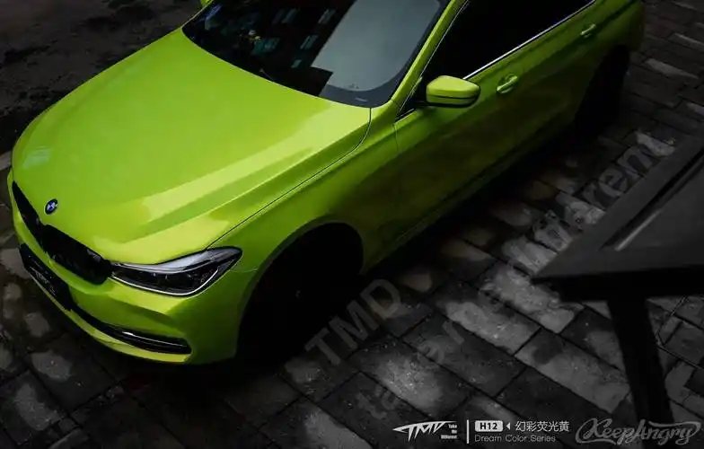 宝马630itmd潮牌改色膜幻彩荧光黄