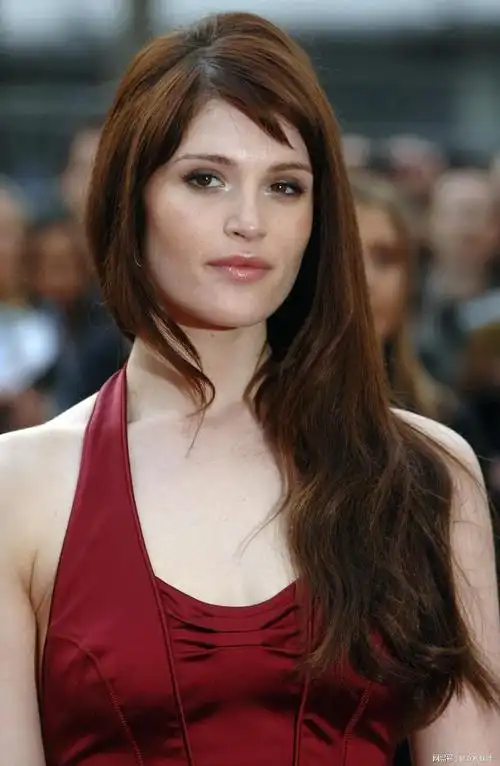 环球美女:杰玛·阿特登|演员|女演员|电影_网易订阅