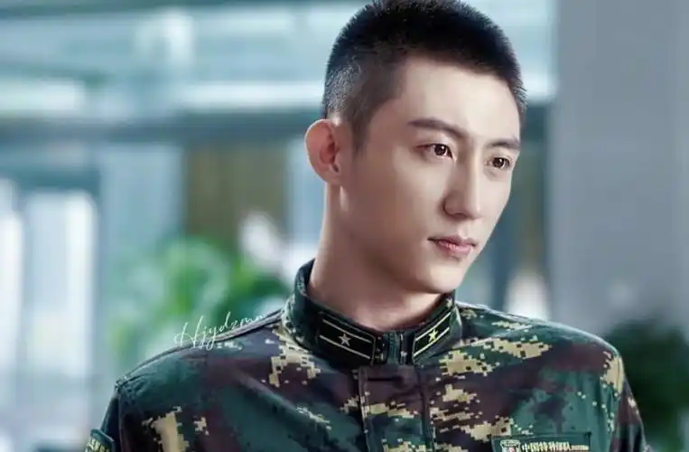 黄景瑜  #爱上特种兵  #李沁我们是中国人民解放军,这句话真的超帅