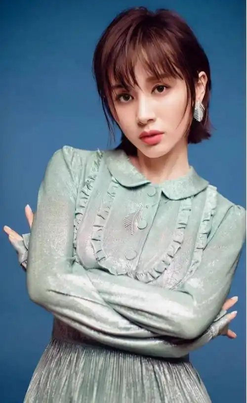 王子文:身材娇小可人,却是极具灵气的一名女演员