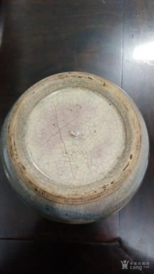 哥窑 开片青花罐