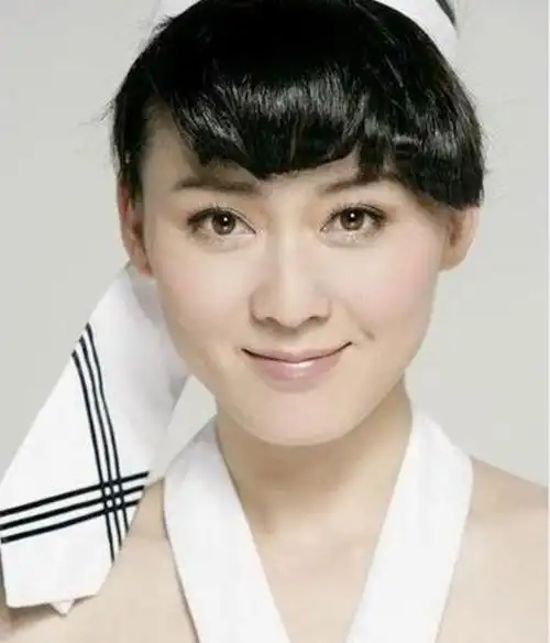 因前夫一耳光离婚,二婚嫁奥运冠军很幸福,51岁无子女|王小列|黄磊|李