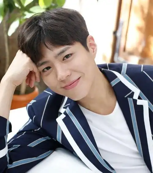 o型星座:双子座身高:生肖:鸡体重:朴宝剑,1993年6月16日出生,韩国男