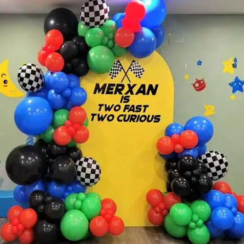 跨境热卖赛车主题儿童生日气球链花环拱门套装男孩生日布置气球