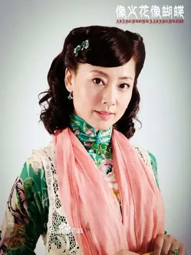 张茜饰沈依云:她温柔,贤淑,是乱世中的安宁.