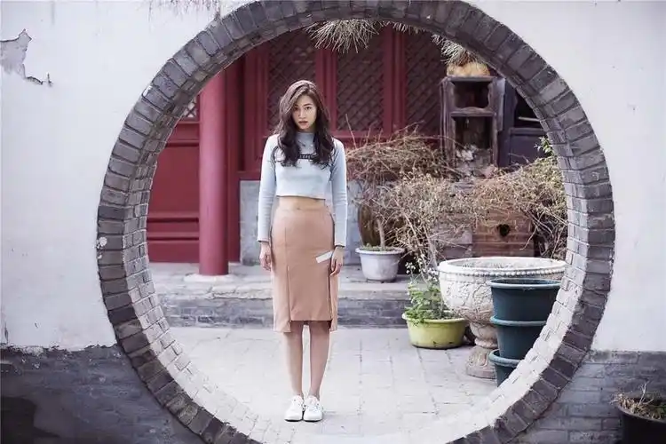 韩云云:从《你好,李焕英》到《乘风踏浪》,靠演"泼妇"火出圈_腾讯新闻