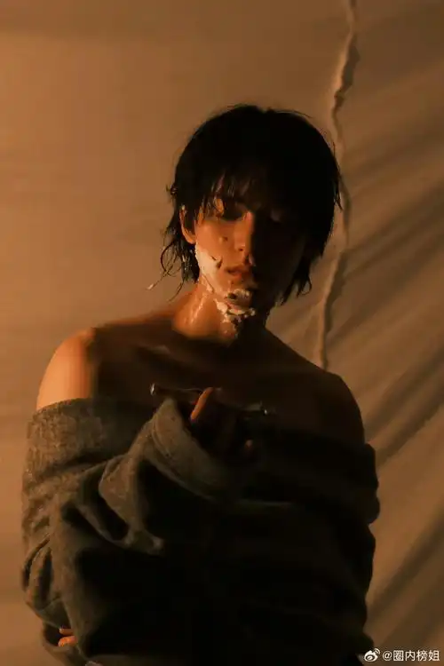 周翊然禁欲系大片##周翊然