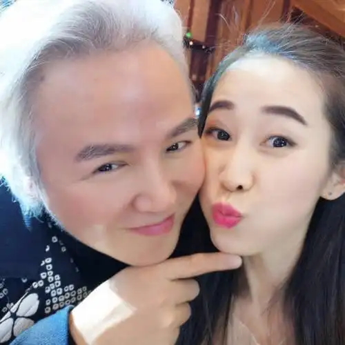 《一帘幽梦》男主林瑞阳再现"牵手门",网友:张庭的妹妹真多