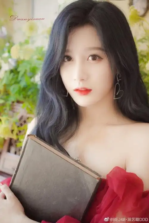 置顶段艺璇超话7815#爱豆能量月#我攒了一口袋的星星等见到你的