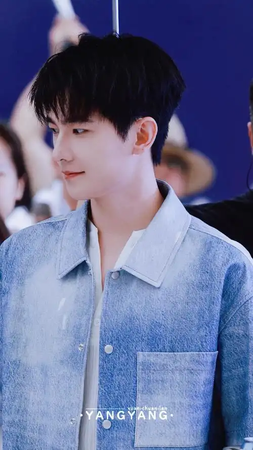 杨洋打卡西安青岛白啤生活家营地##青岛啤酒白啤代言人杨洋