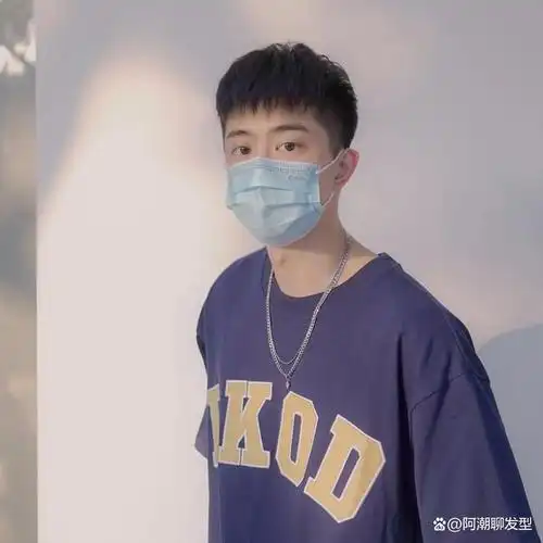 2022春季男生发型流行趋势这3款值得尝试清爽减龄还显帅