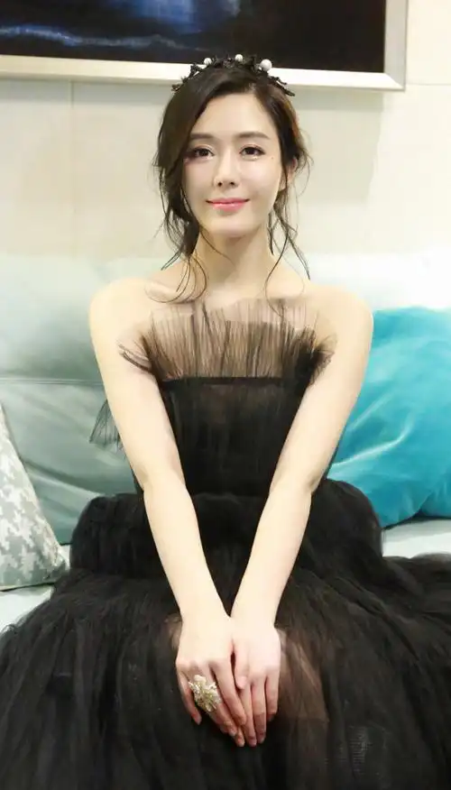 女神汤晶媚:第7107期气质潮流美图欣赏