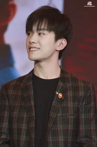 易烊千玺 2019北京卫视营销共赢大会