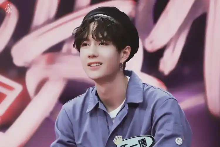 170830 无与伦比的发布会 @uniq-王一博 cr:… - 堆糖,美图壁纸兴趣