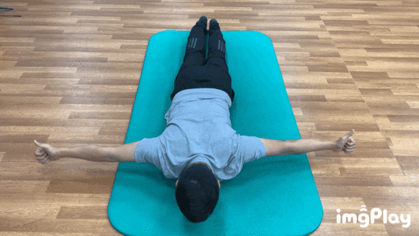 上半身动作代偿的重要肌肉胸小肌