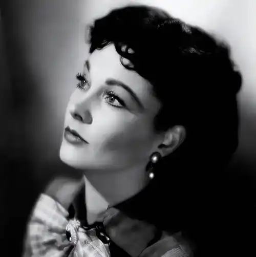 费雯丽:上帝的艺术品,一生都在追逐她的太阳,最终却倒在黑夜里_劳伦斯