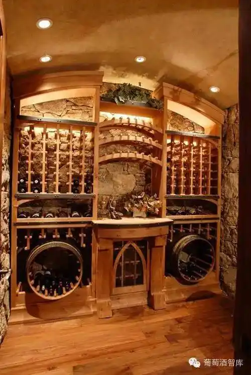用石头砌出来的酒窖是一种什么样的体验